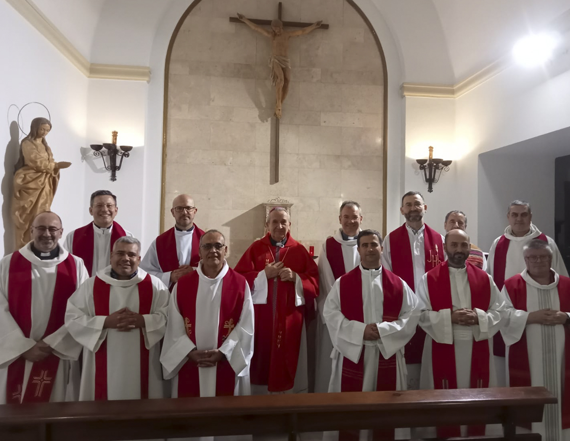 Sacerdotes de la diócesis realizan los Ejercicios Espirituales