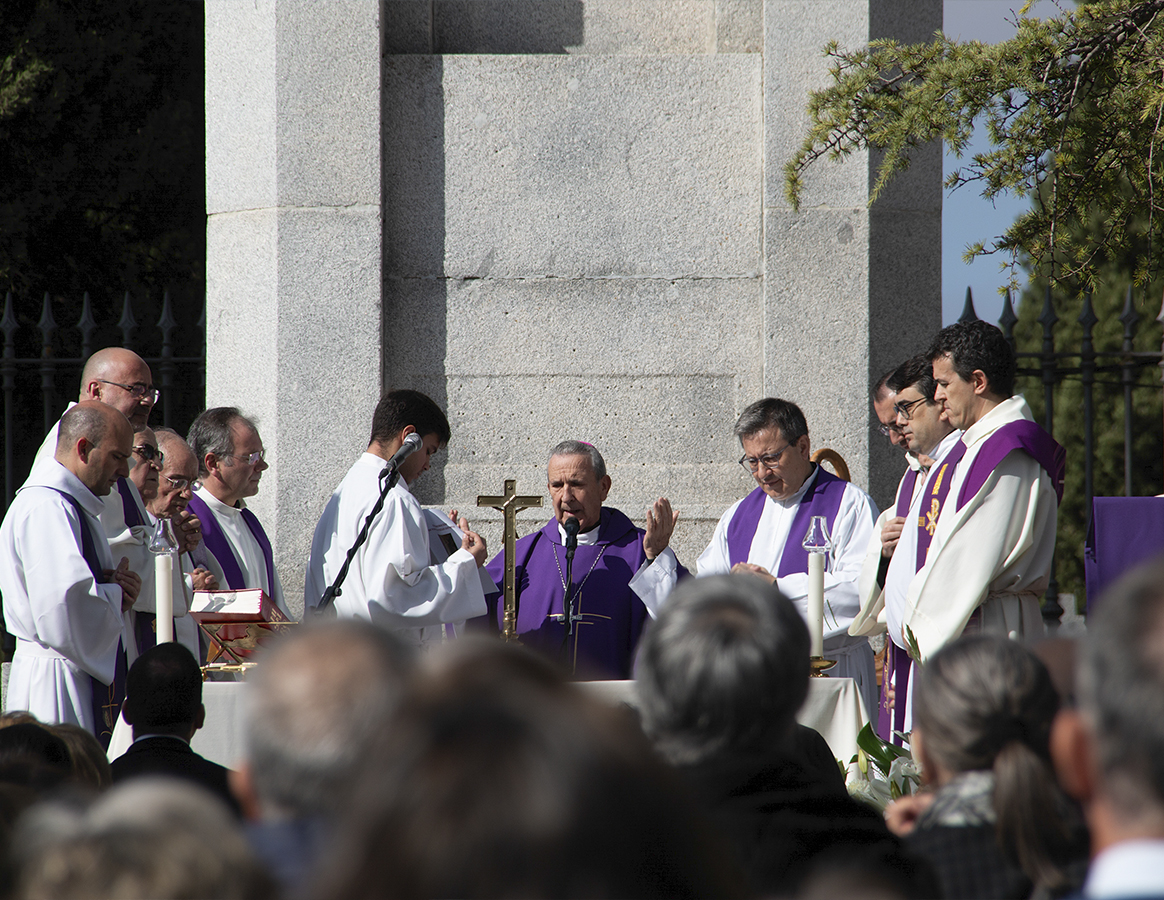 «Que gocen de su descanso eterno junto a Dios»