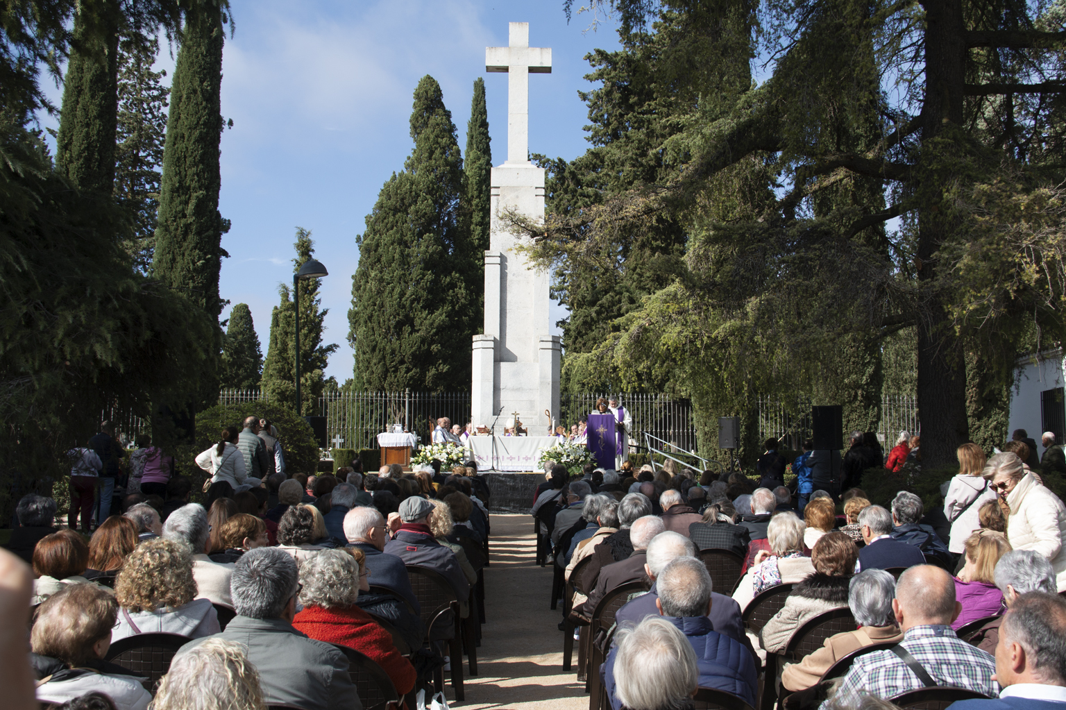 Misa en el cementerio de Ciudad Real