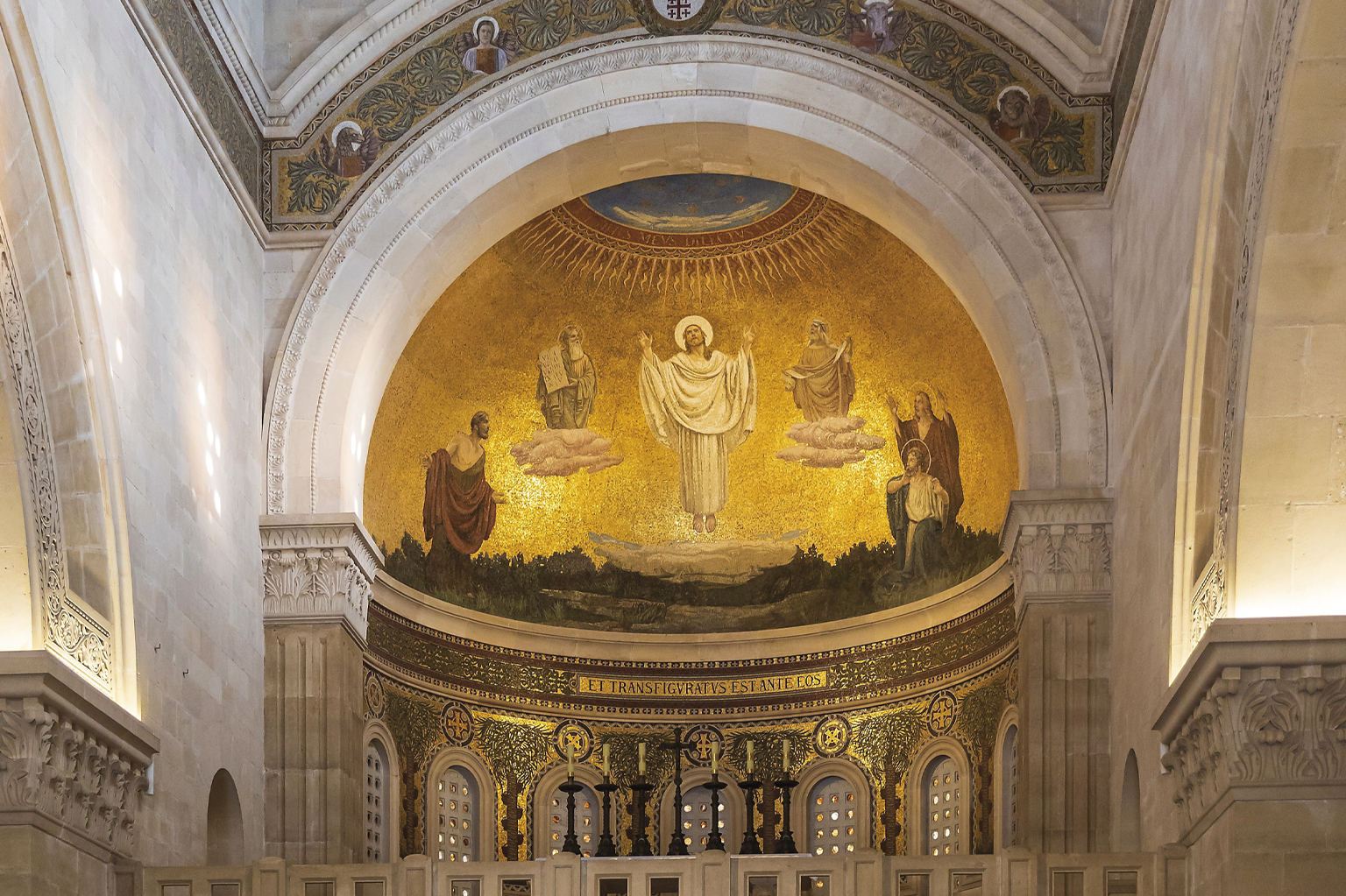 «Dios nos regala la luz para no rendirnos»